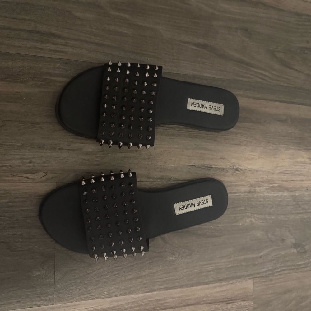 Steve Madden Black Studded Sandals